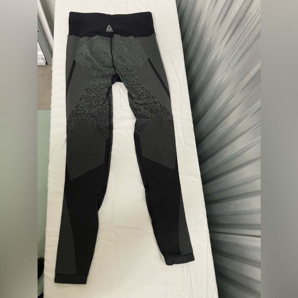 Reebok Active Pants - Picture 2 of 4